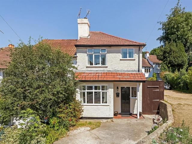 House for sale in Hillview, Surrey