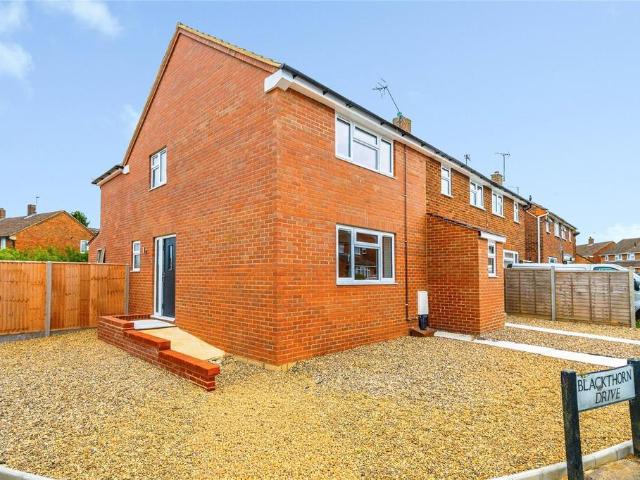 House for sale in Stopsley, Luton