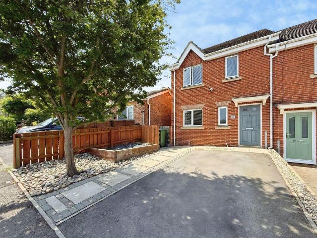 House for sale in Winlaton, Tyne And Wear