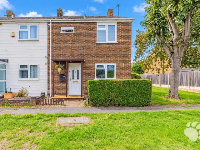 House for sale in Vange, Essex