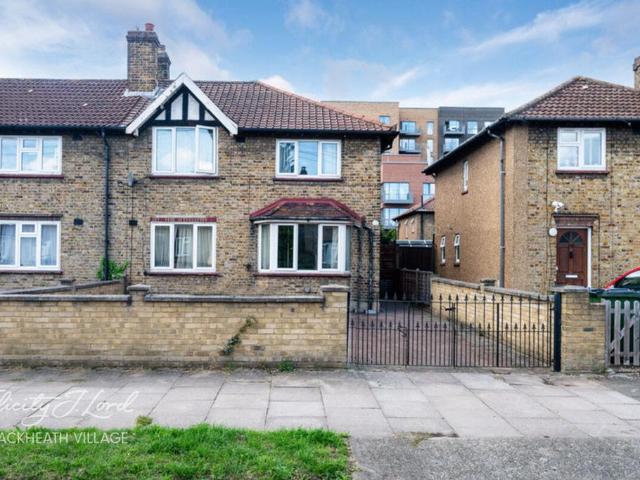 House for sale in Royal Borough of Greenwich, Greater London