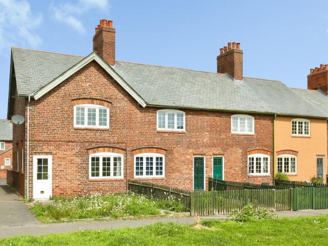 House for sale in Creswell Model Village, Elmton