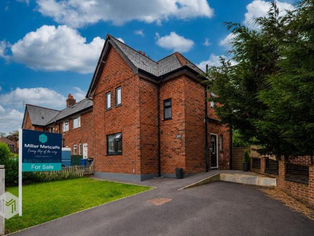 House for sale in Shuttleworth, Bury