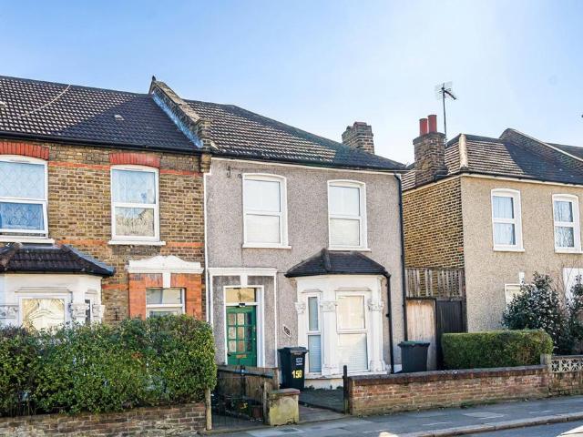 House for sale in London Borough of Lewisham, Greater London