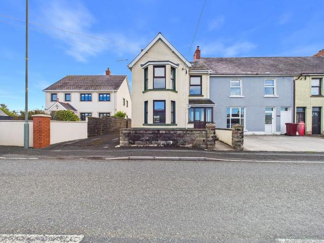 House for sale in Clynderwen