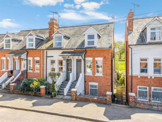 House for sale in Hawkenbury, Sandown Park