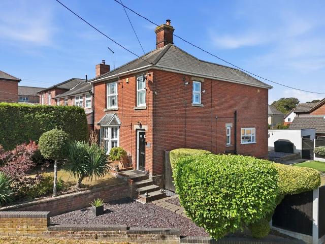 House for sale in Chipping Hill, Essex