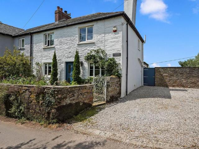House for sale in Strode, Devon