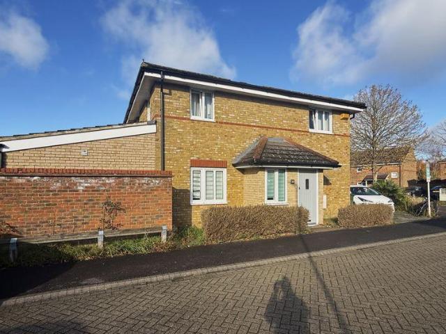 House for sale in Greater Leys, The Slade
