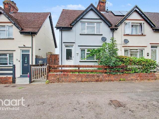 House for sale in Old Town, Shephall