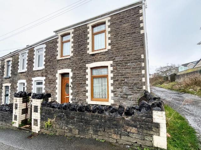 House for sale in Cimla, Neath