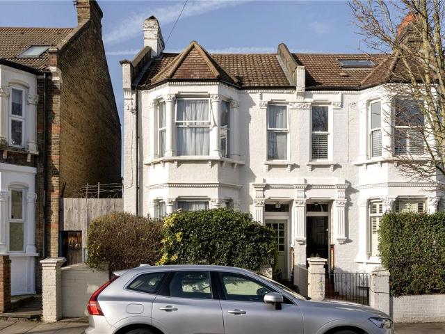 House for sale in Brondesbury, Greater London