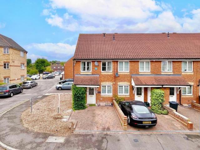 House for sale in Romford, Havering