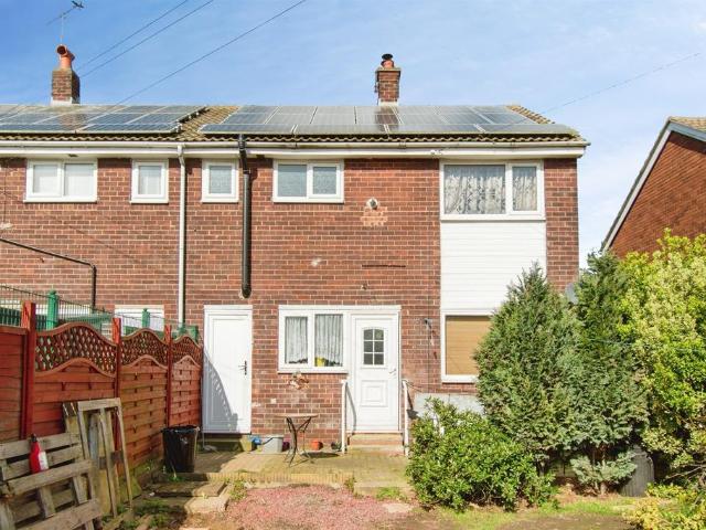 House for sale in Ferrybridge, West Yorkshire