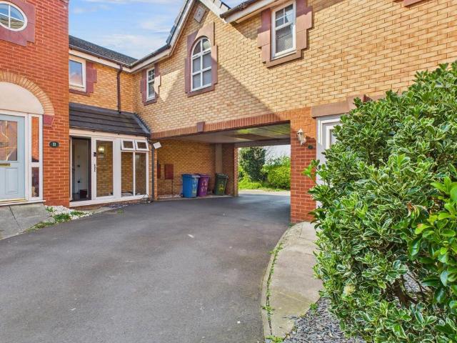 House for sale in Olive Mount, Calderstones