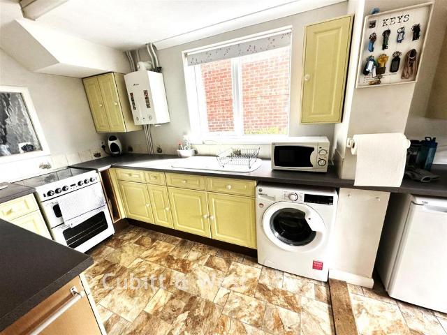 House for sale in Hampshire Farm, Spring Vale