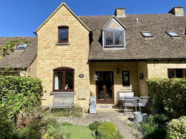 House for sale in Fossebridge, Gloucestershire