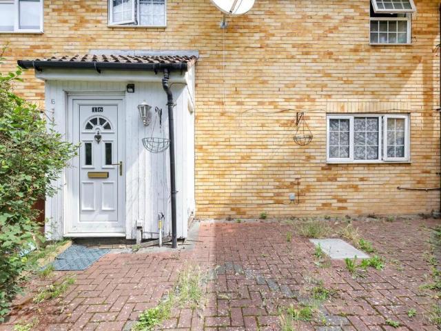 House for sale in Plaistow, Greater London