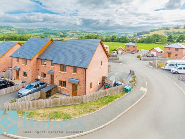 House for sale in Trefeglwys