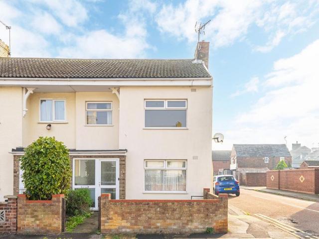 House for sale in Lowestoft, East Suffolk