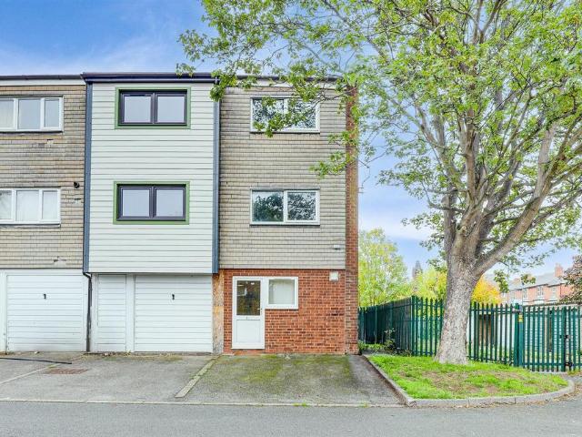 House for sale in Haddon, East Midlands