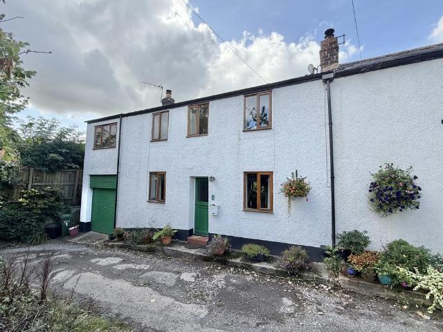 House for sale in Watergate, Devon
