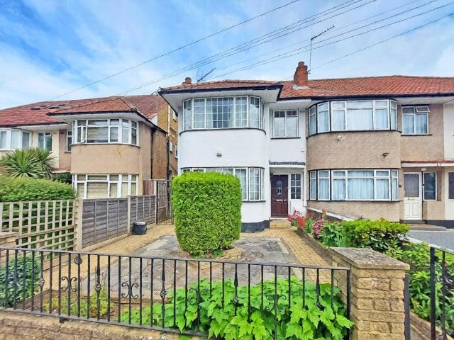 House for sale in Lane, Greater London