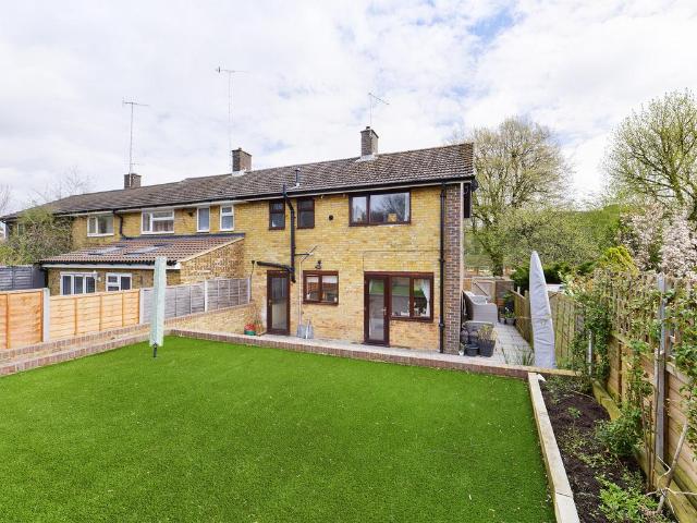 House for sale in Pouchen End, Hertfordshire