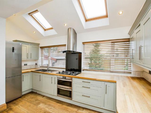 House for sale in Stone Chair, Northowram