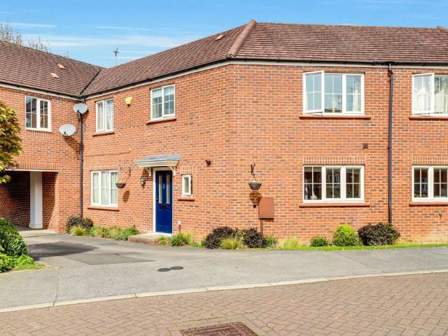 House for sale in Barton In Fabis, East Midlands