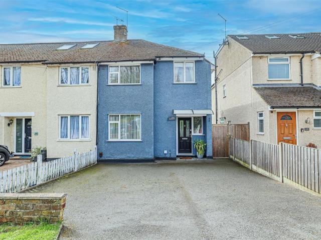 House for sale in Pouchen End, Hertfordshire