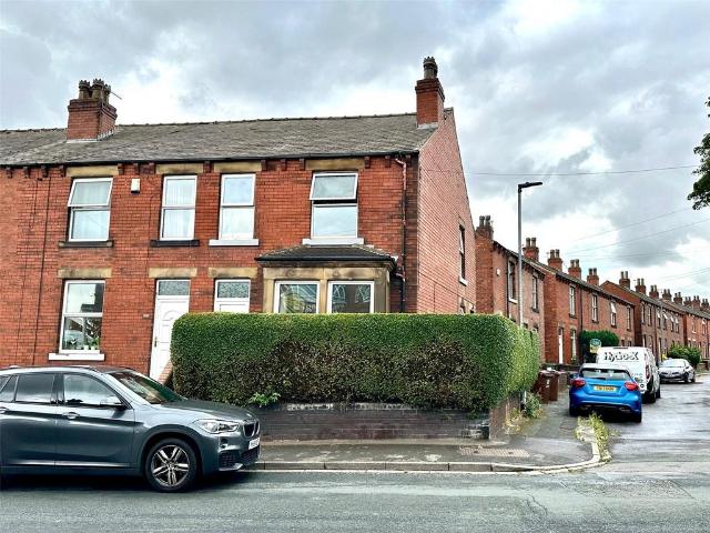 House for sale in Ossett, West Yorkshire