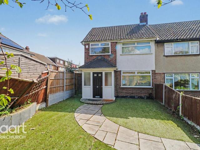 House for sale in Ardleigh Green, Greater London