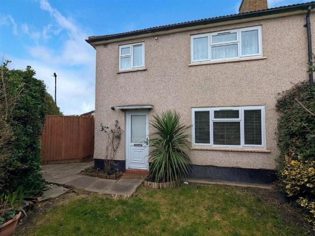 House for sale in Tilbury, Essex