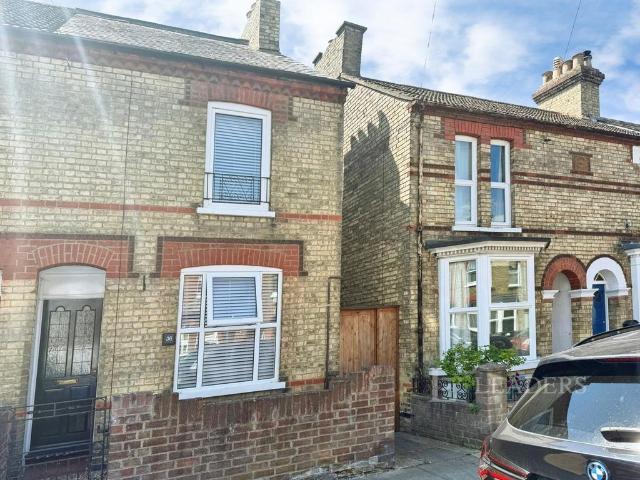 House for sale in Castle, Bedford