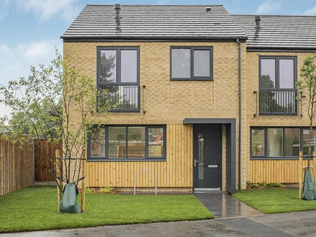 House for sale in Chesterton, Arbury