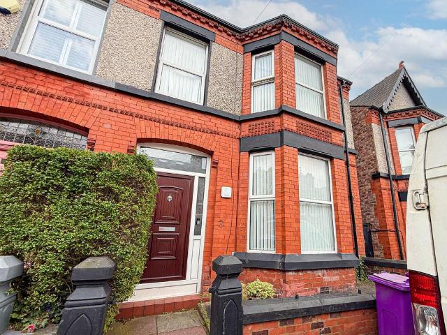 House for sale in Allerton, Calderstones