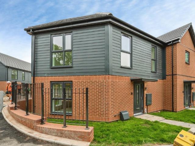 House for sale in Church Hill South, Redditch