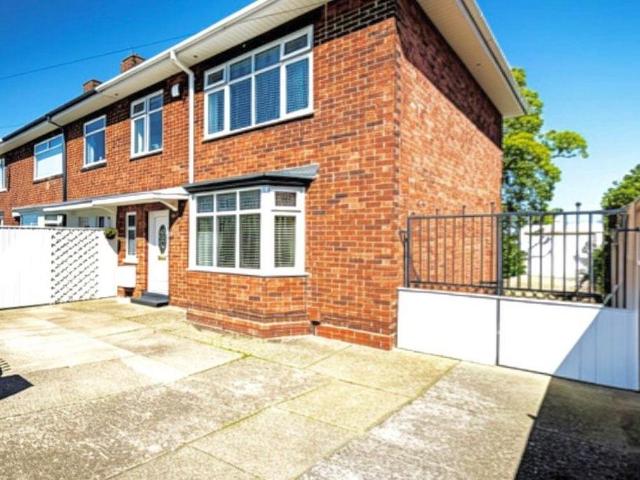 House for sale in Weelsby, Old Clee