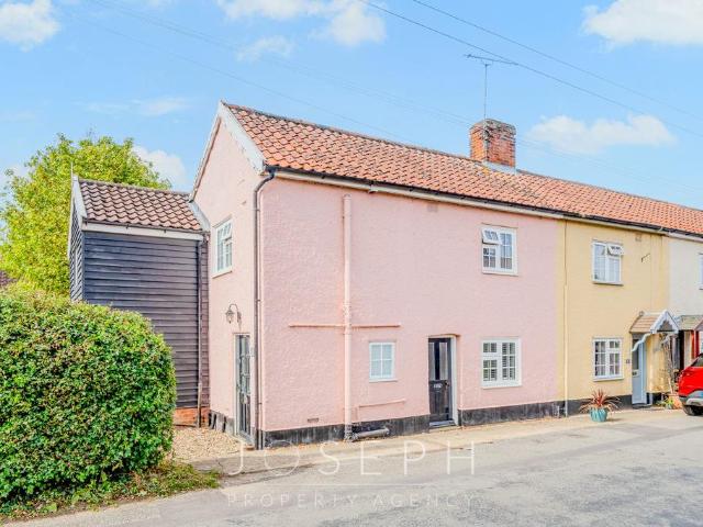 House for sale in Grundisburgh, East Suffolk