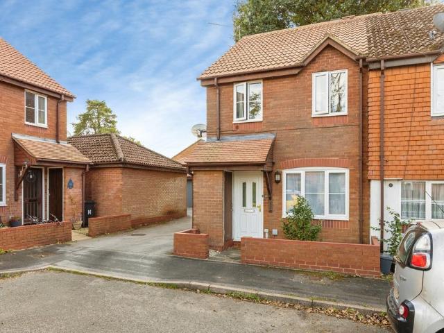 House for sale in Bordon, East Hampshire