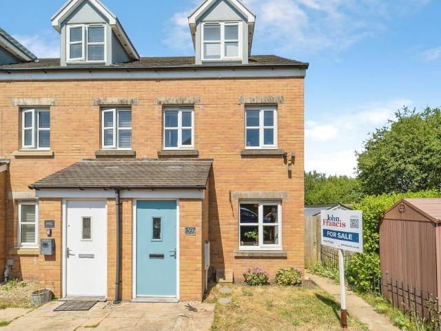 House for sale in Llangyndeyrn, Carway