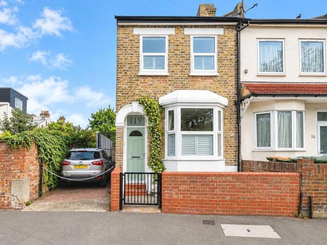 House for sale in London Borough of Newham, Greater London