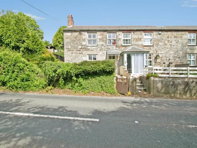 House for sale in Ponsanooth, Cornwall