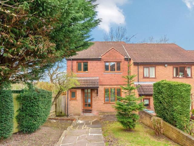House for sale in Batchworth
