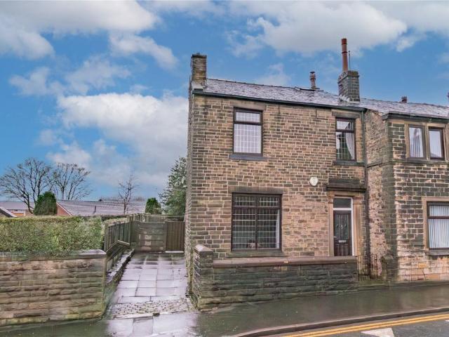 House for sale in Firgrove, Burnedge