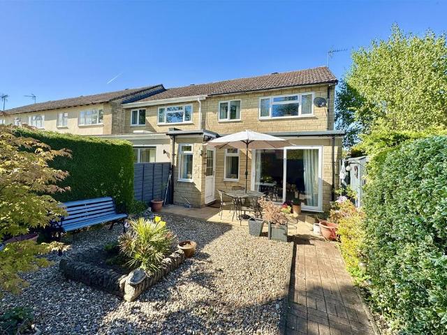 House for sale in Fossebridge, Gloucestershire