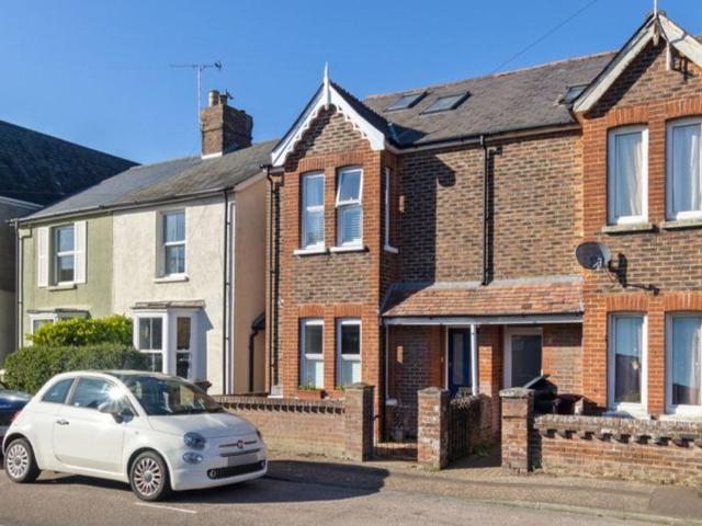 House for sale in Chichester, Littlecote