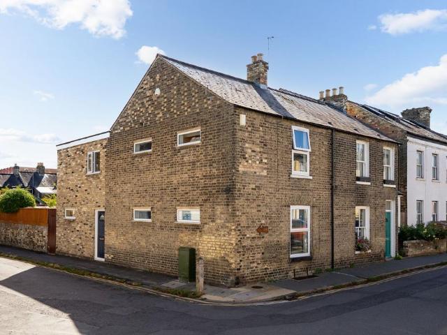 House for sale in Arbury, Cambridgeshire