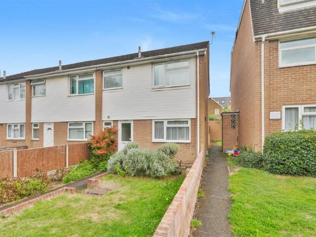 House for sale in Cippenham, Slough